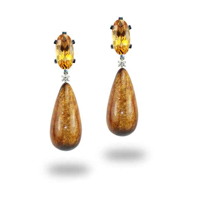 Pendientes en oro blanco con citrinos, diamantes y coral.