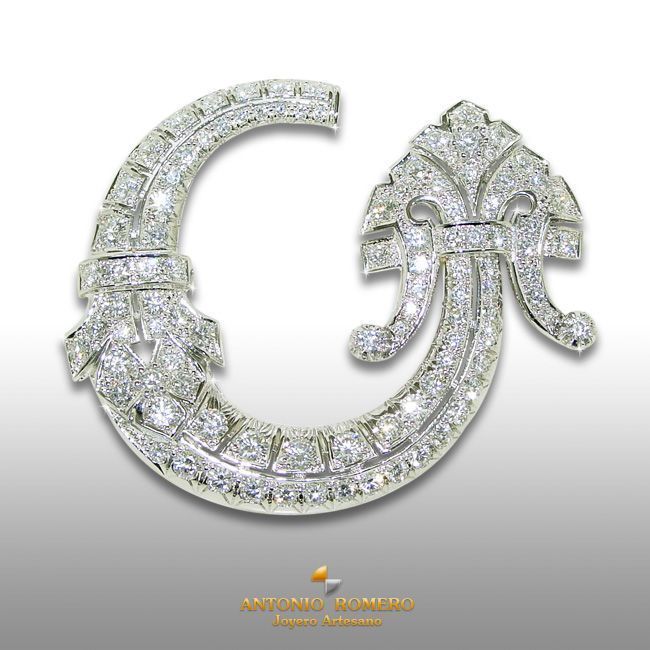 Drachenbrosche mit Diamanten