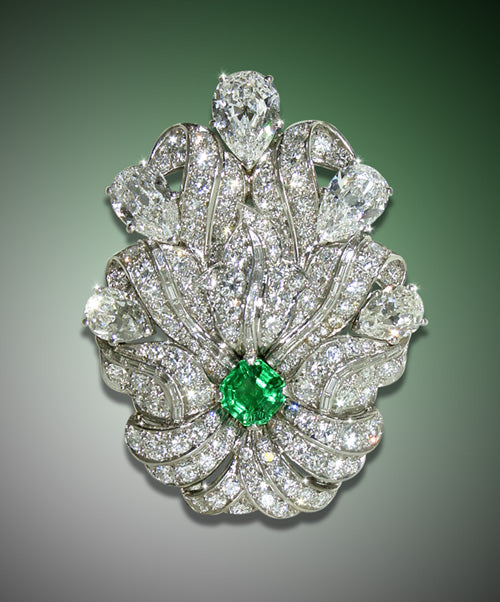 Broche de diamantes y esmeralda