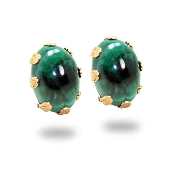 Yellow gold earrings with cabochon malachite