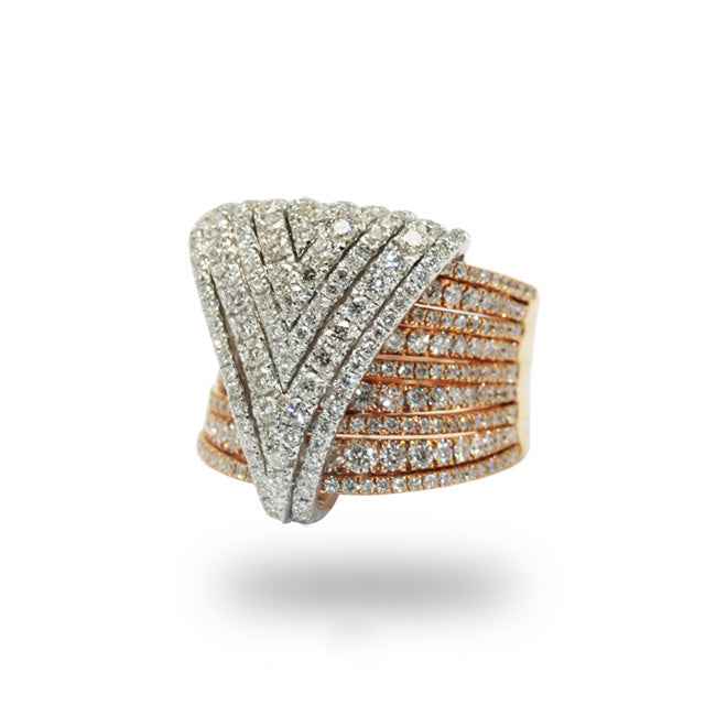 Anillo en oro rosa y blanco con pavé de diamantes