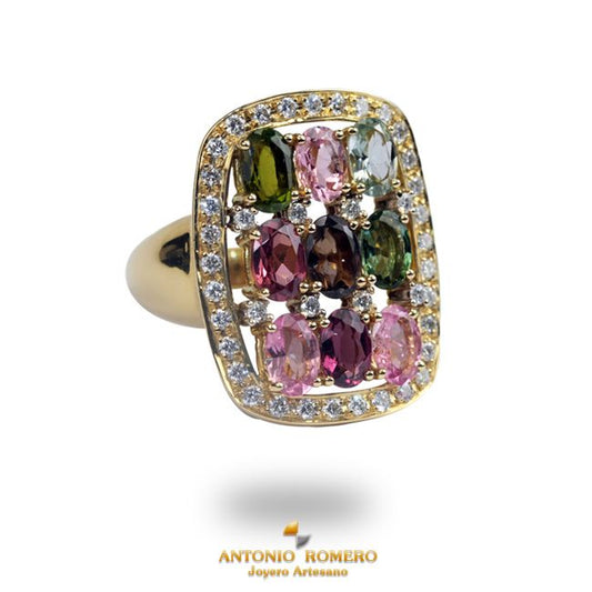 Yellow gold ring with tourmalines and diamonds.