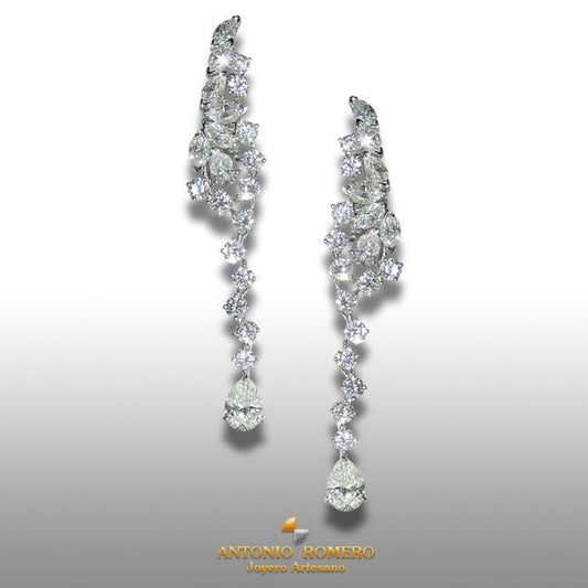 Long earrings with diamonds